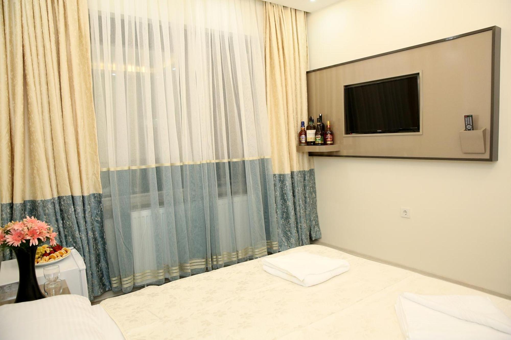 Blueway Hotel Istanbul Exterior photo